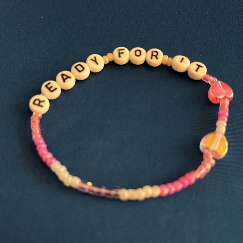 “Ready For It” Friendship Bracelet [5 for $5]